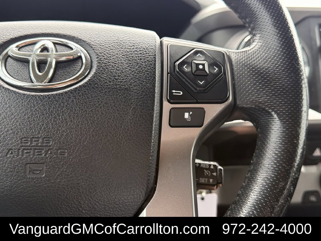 Used 2017 Toyota Tacoma SR5 w/ Tow Package RWD image 16