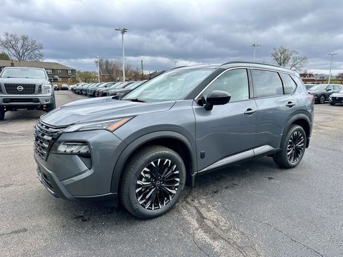 New 2026 Nissan Rogue Dark Armor image 9