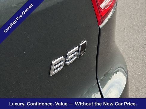 Certified 2026 Volvo XC40 B5 Plus AWD/4WD image 32