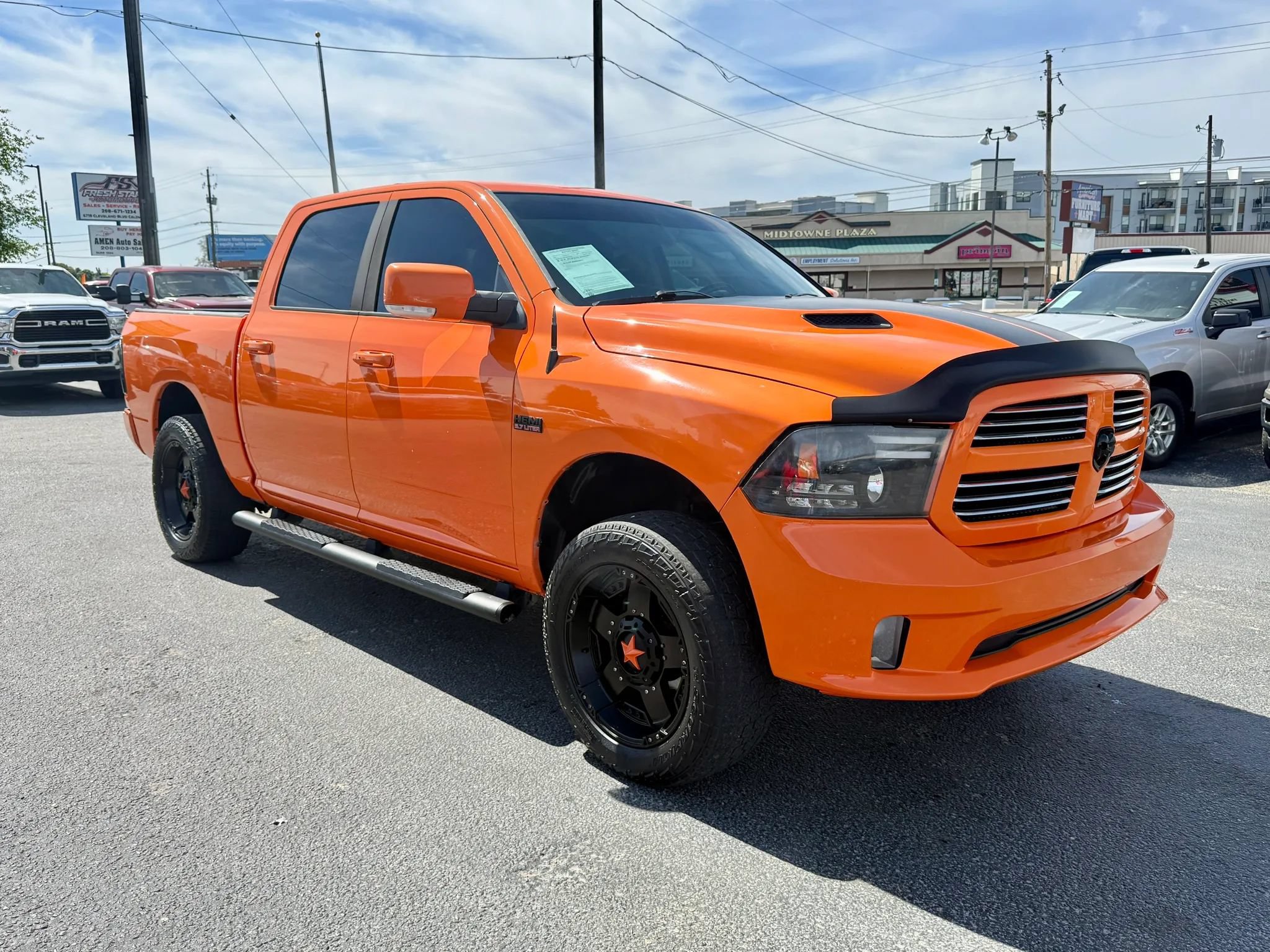 Used 2015 RAM 1500 Sport w/ Ignition Orange Sport Package AWD/4WD image 7