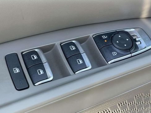 New 2026 Kia Carnival LXS image 27