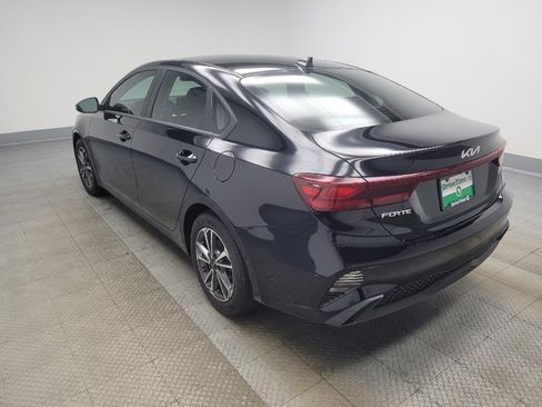 Used 2023 Kia Forte LXS w/ LXS Technology Package FWD image 5