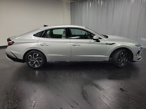 Used 2025 Hyundai Sonata SEL FWD image 10
