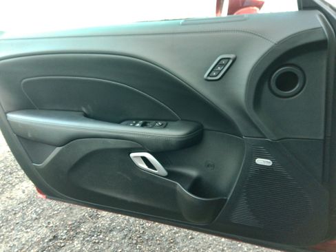 Used 2023 Dodge Challenger GT w/ Plus Package image 9