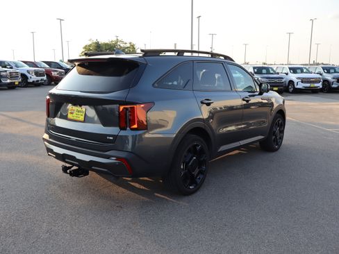 Used 2025 Kia Sorento SX Prestige AWD/4WD image 7