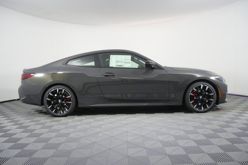 New 2027 BMW 430i Coupe w/ M Sport Package RWD image 3