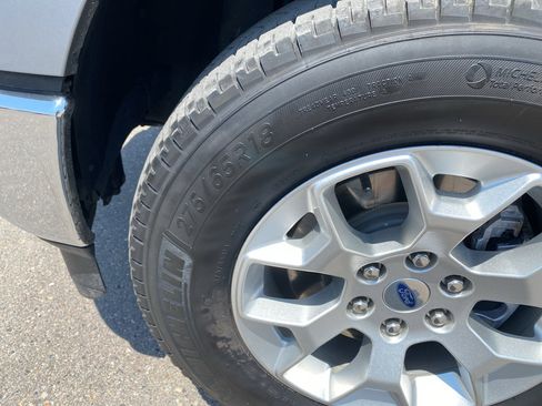 Used 2023 Ford F150 XLT image 3