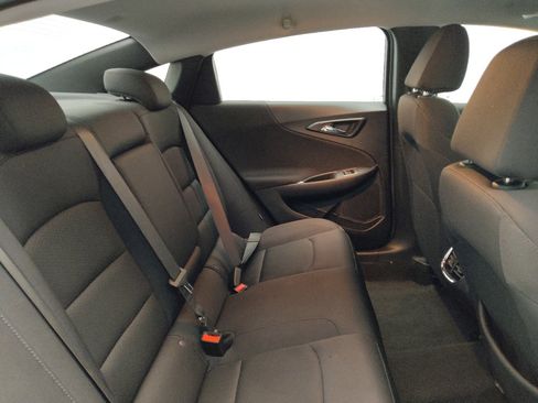 Used 2025 Chevrolet Malibu LT FWD image 19