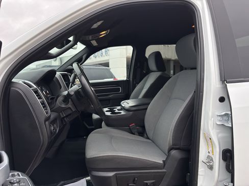 Used 2024 RAM 2500 Big Horn image 20