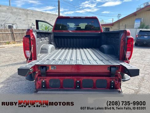 Used 2024 GMC Sierra 2500 SLE AWD/4WD image 26