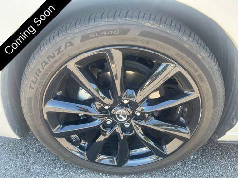 Used 2020 MAZDA MAZDA3 Hatchback w/ Premium Package FWD image 33