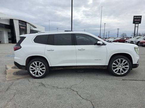 Used 2024 GMC Acadia Denali w/ Super Cruise Package image 9