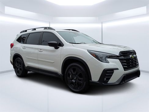 Used 2024 Subaru Ascent Onyx Edition w/ Popular Package Onyx image 1