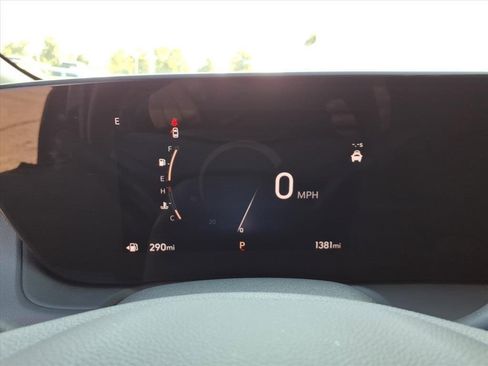 Used 2025 Buick Encore GX Sport Touring w/ Comfort Package image 17