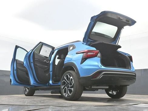 New 2026 Chevrolet Trax RS w/ Driver Confidence Package FWD image 52