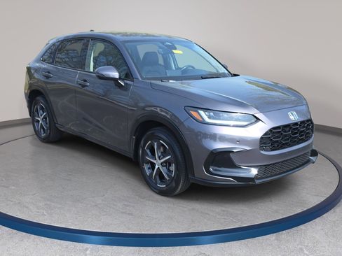 Used 2023 Honda HR-V EX-L image 3