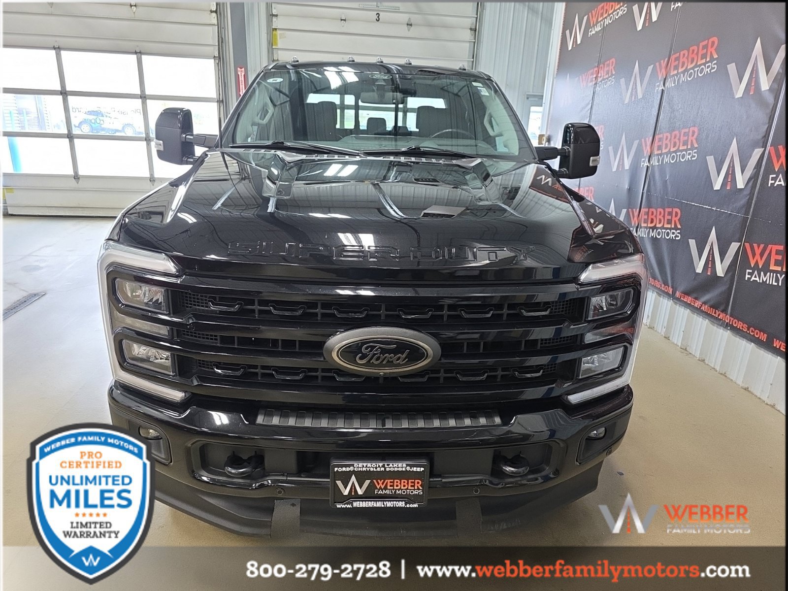 Used 2024 Ford F350 Lariat w/ Lariat Ultimate Package AWD/4WD image 3
