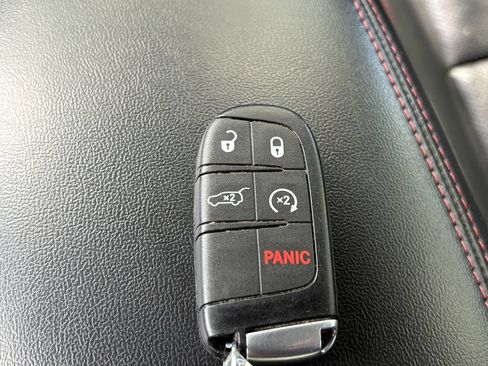 Used 2024 Dodge Durango GT AWD/4WD image 15