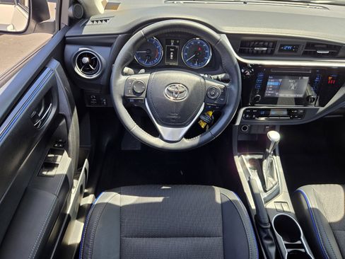 Used 2019 Toyota Corolla SE FWD image 12