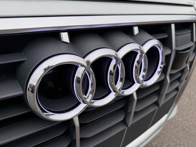 Used 2023 Audi Q7 3.0T Prestige AWD/4WD image 9