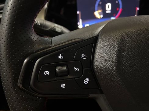 Used 2024 Chevrolet Trax RS w/ Sunroof Package image 43