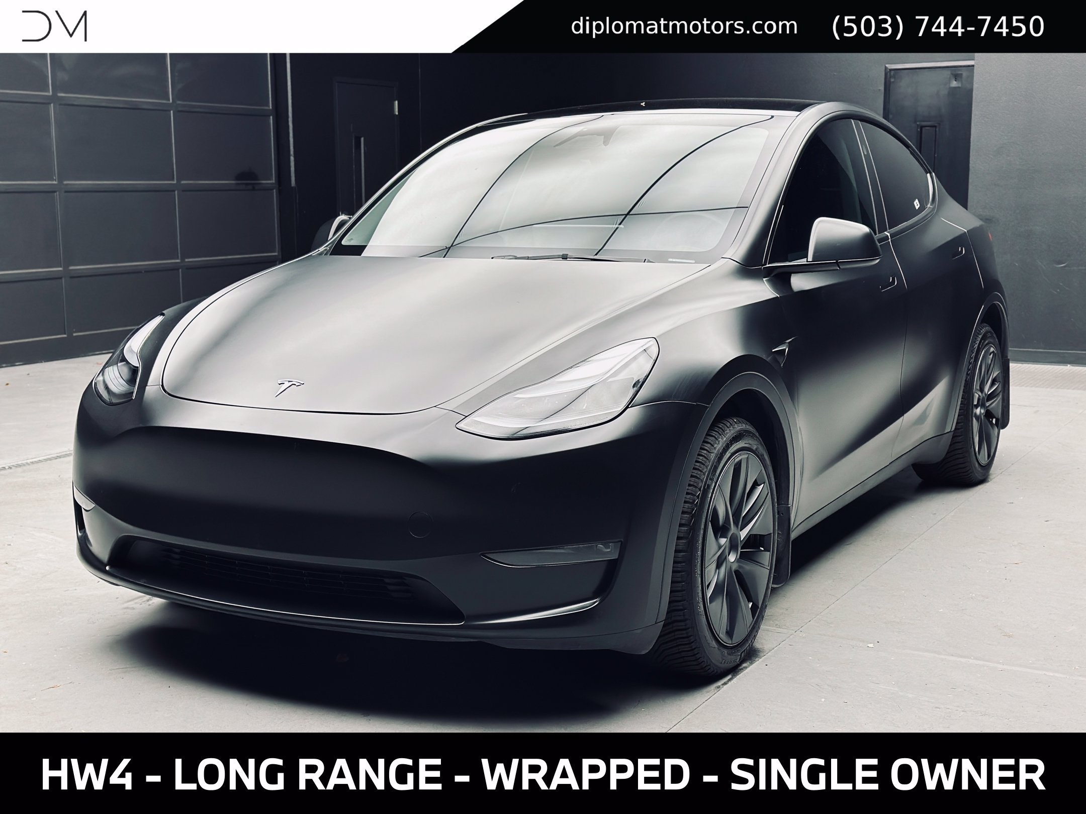 Used 2024 Tesla Model Y Long Range AWD/4WD image 1
