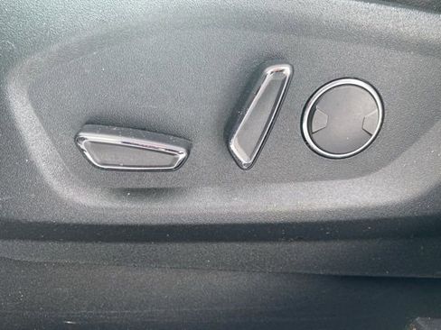 Used 2018 Ford Edge SEL w/ Equipment Group 201A image 15