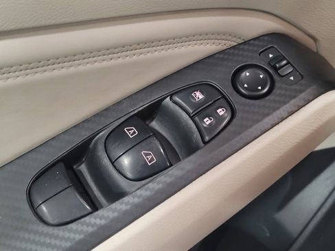 Used 2019 Nissan Altima 2.5 SL AWD/4WD image 27