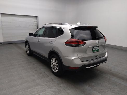 Used 2020 Nissan Rogue SV FWD image 5