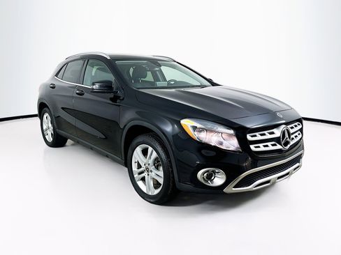 Used 2019 Mercedes-Benz GLA 250 4MATIC image 4