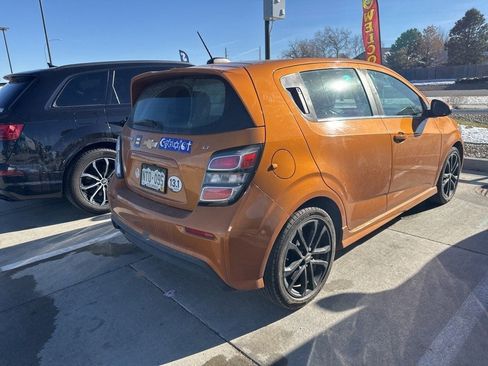 Used 2017 Chevrolet Sonic LT w/ Convenience Package image 6