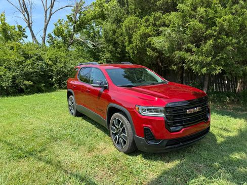 Used 2021 GMC Acadia SLE w/ Driver Convenience Package FWD image 13