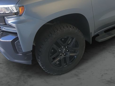 Used 2021 Chevrolet Silverado 1500 LT Trail Boss w/ Bed Protection Package AWD/4WD image 7