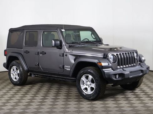 Used 2019 Jeep Wrangler Unlimited Sport S AWD/4WD image 45
