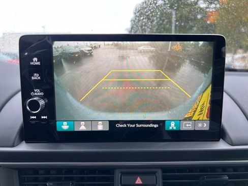 New 2025 Honda Pilot Touring image 25