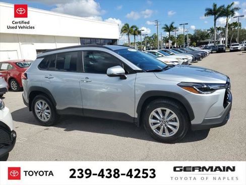 Certified 2024 Toyota Corolla Cross LE image 5
