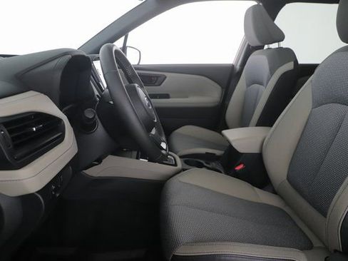 Used 2025 Subaru Forester Premium image 16