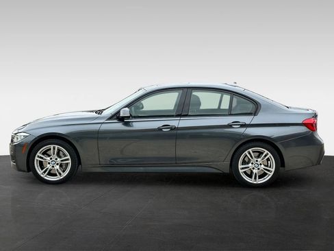 Used 2018 BMW 330i xDrive Sedan image 4