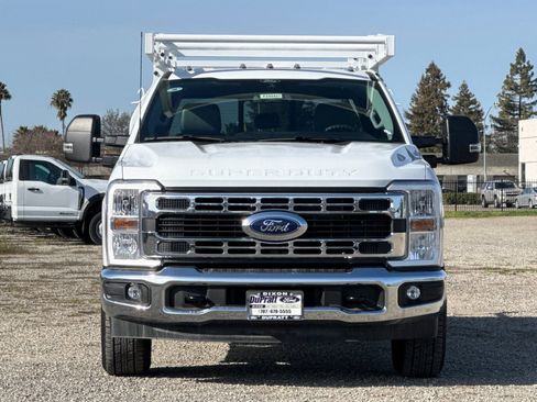 New 2025 Ford F350 XL w/ XL Chrome Package image 9