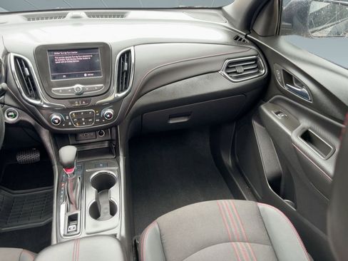 Used 2023 Chevrolet Equinox RS image 28