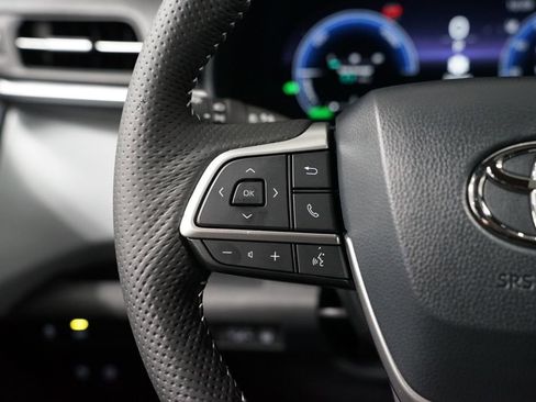 New 2026 Toyota Sienna XSE image 14