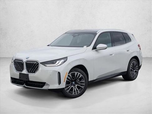 Used 2025 BMW X3 xDrive30i w/ Premium Package image 1