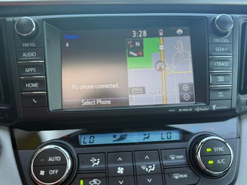 Used 2017 Toyota RAV4 Limited w/ Carpet Mat Package image 29