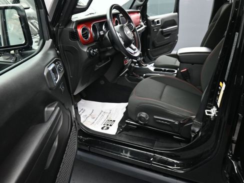 Used 2021 Jeep Wrangler Unlimited Rubicon image 15