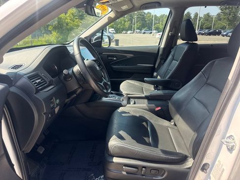 Used 2022 Honda Pilot Special Edition image 12
