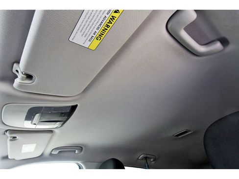 Used 2021 Kia Sorento LX image 30