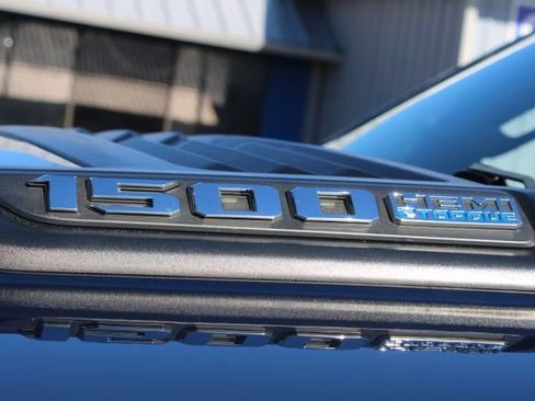 Used 2022 RAM 1500 Laramie w/ Sport Appearance Package image 19