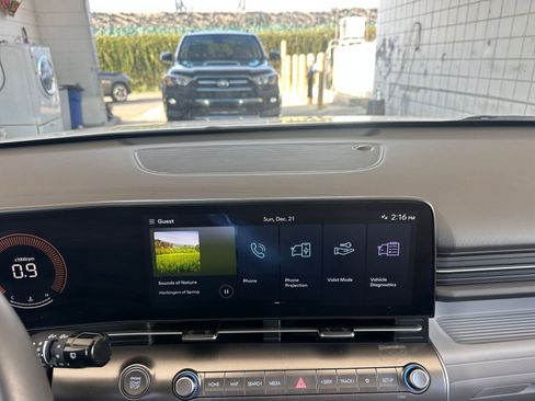 Used 2025 Hyundai Kona SEL image 18