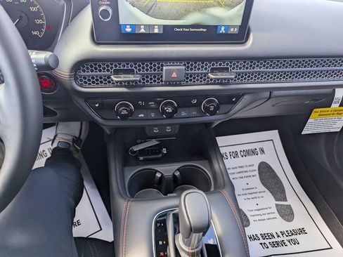 New 2026 Honda HR-V Sport image 15