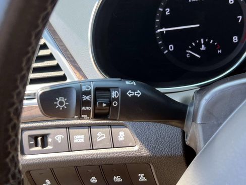 Used 2018 Hyundai Santa Fe AWD image 22